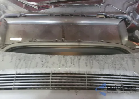 2025 Tesla Model Y from USA, damaged, VIN 7SAYGDED5SA377316